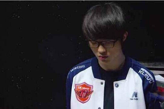 与合规表现 与合规表现