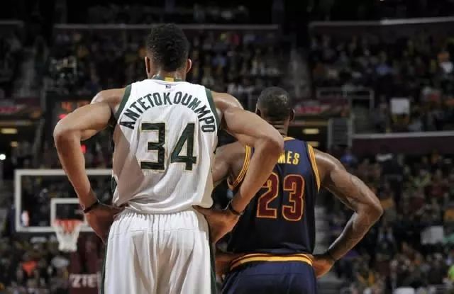 的舞台上以 的舞台上以